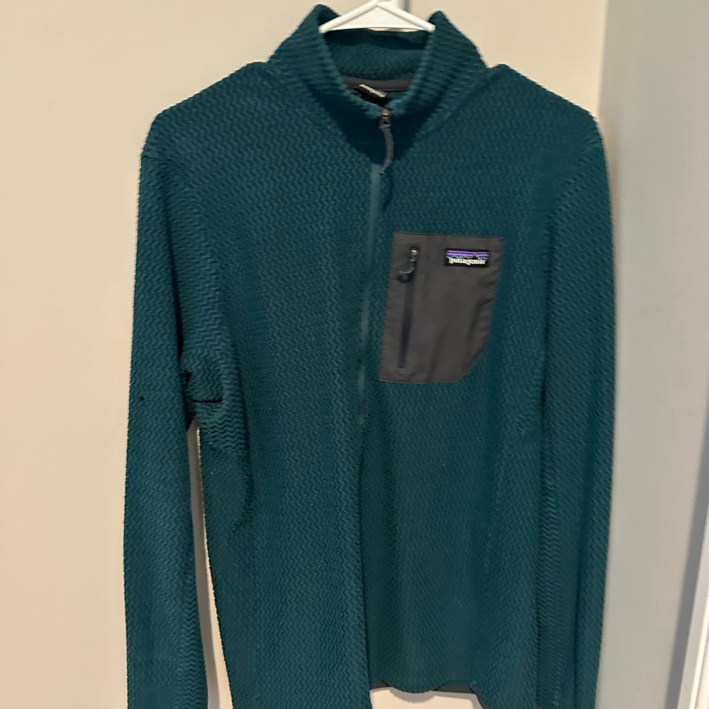 Patagonia Men's green quarter zip  fleece Gray Pocket perfect condition size L